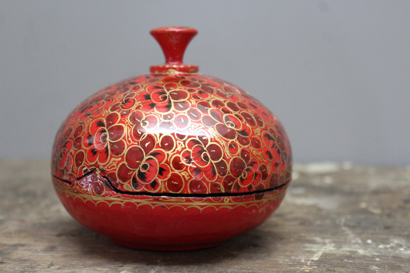 Eastern Red Lacquer Papier Mache Pot - Kernow Furniture