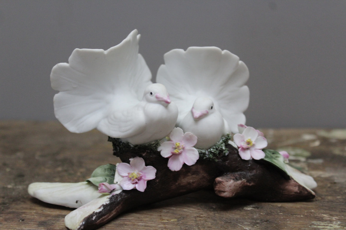 Capodimonte Doves - Kernow Furniture