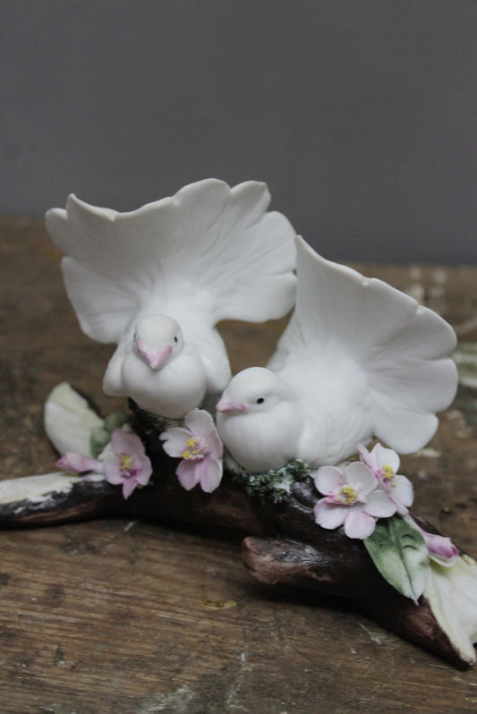 Capodimonte Doves - Kernow Furniture
