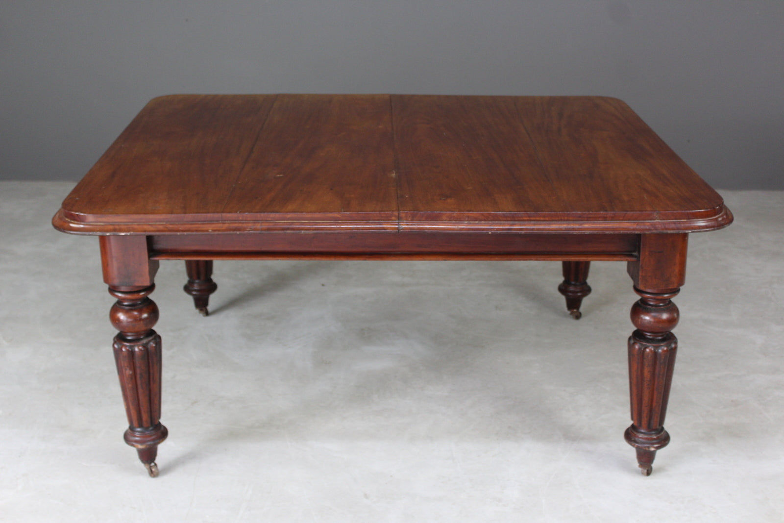 Antique Mahogany Dining Table - Kernow Furniture