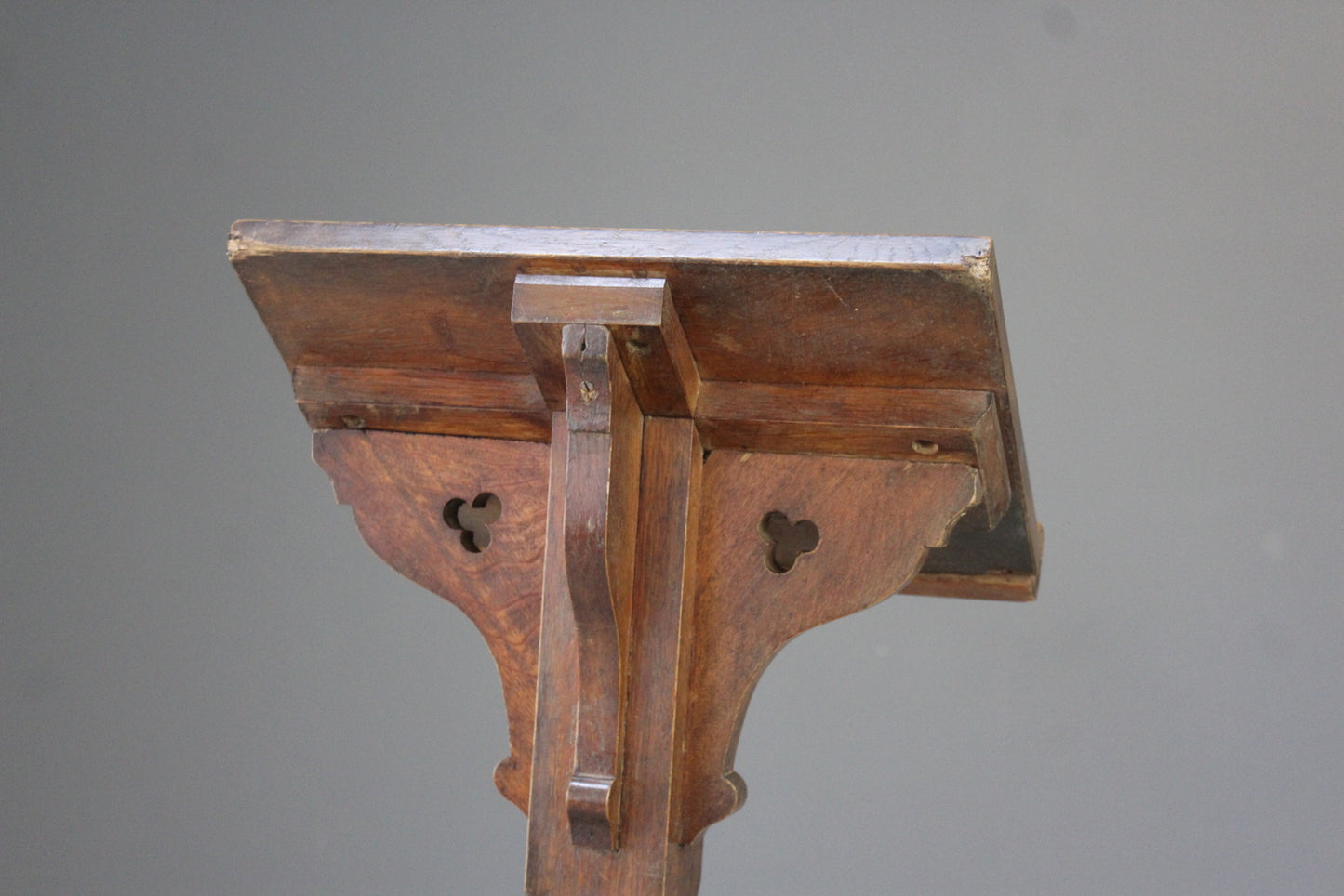 Arts & Crafts Solid Oak Lectern - Kernow Furniture