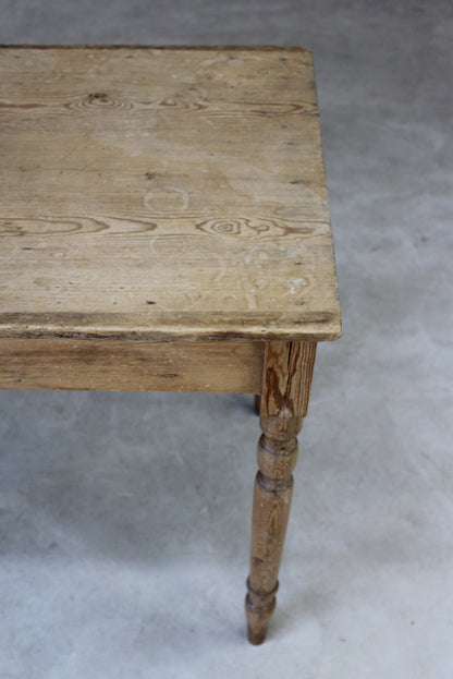 Rustic Pine Side Table - Kernow Furniture