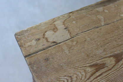 Rustic Pine Side Table - Kernow Furniture