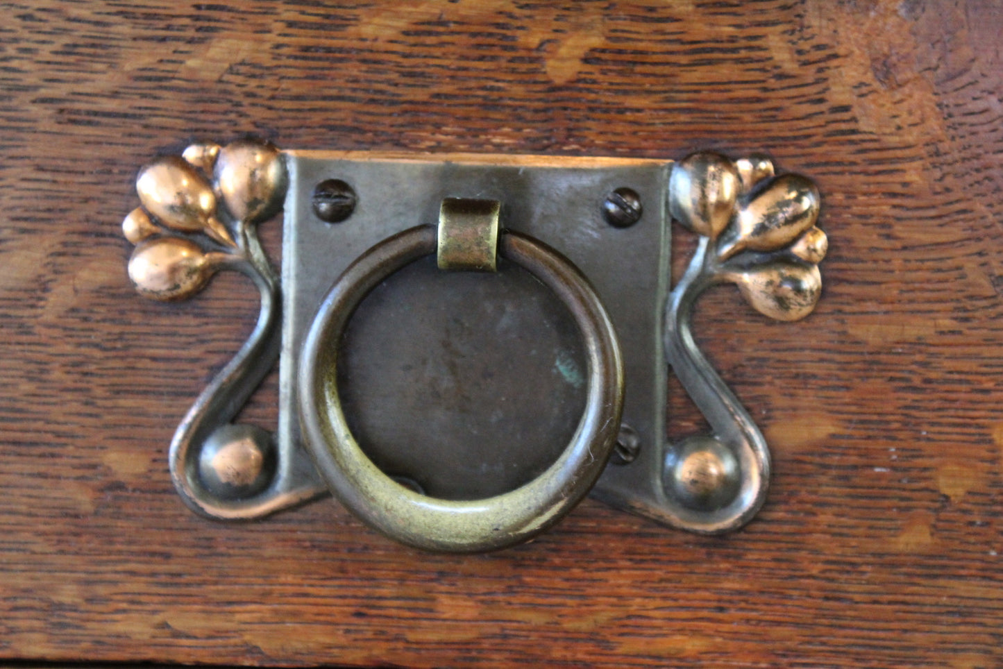 Arts & Crafts Oak Sideboard - Kernow Furniture