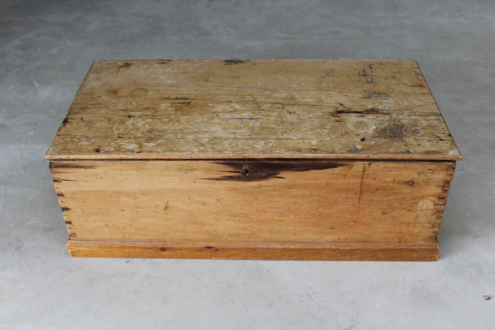 Antique Pine Chest - Kernow Furniture