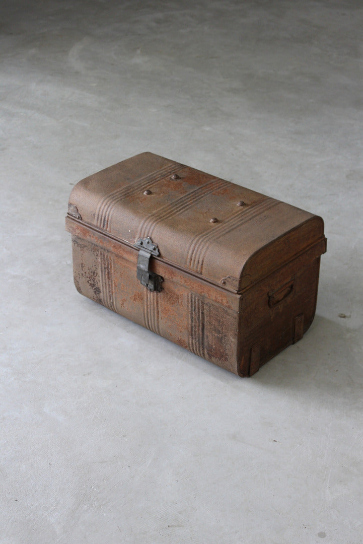 Vintage Metal Tin Trunk - Kernow Furniture