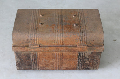 Vintage Metal Tin Trunk - Kernow Furniture