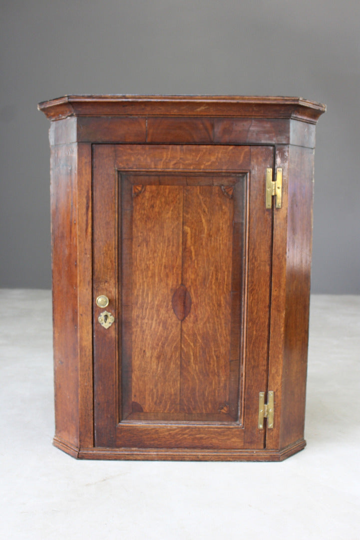 Antique Oak Georgian Corner Cupboard - Kernow Furniture