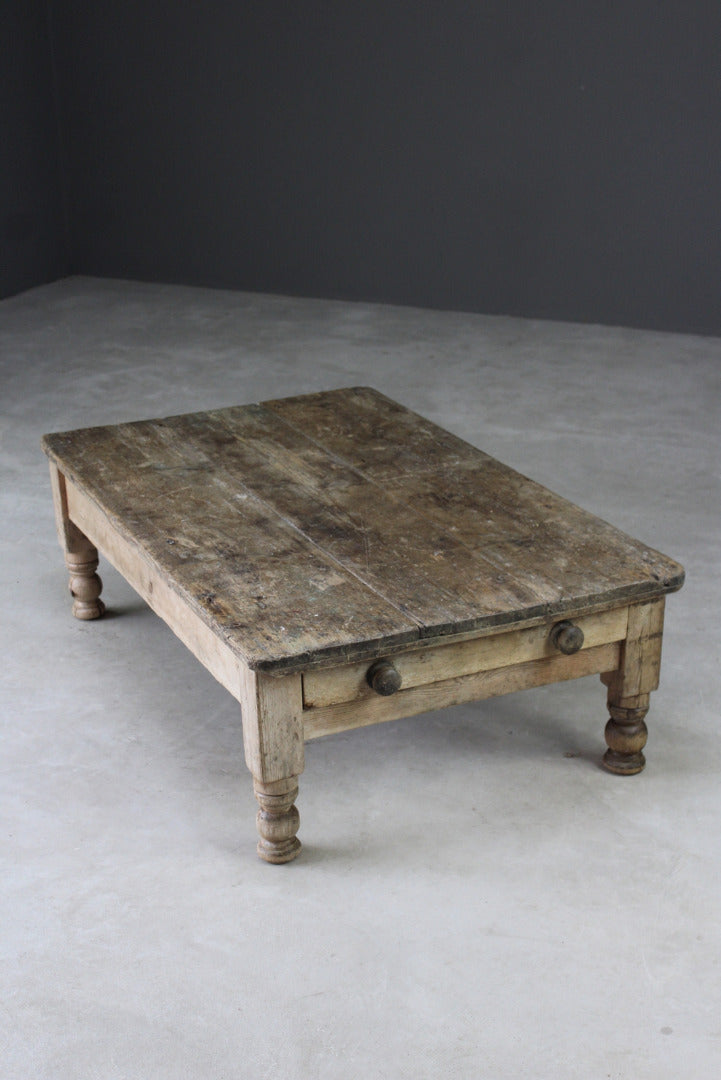 Rustic Antique Large Pine Coffee Table - Kernow Furniture