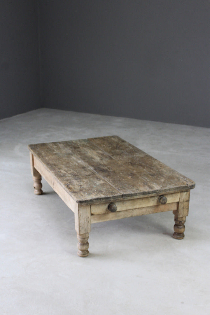 Rustic Antique Large Pine Coffee Table - Kernow Furniture