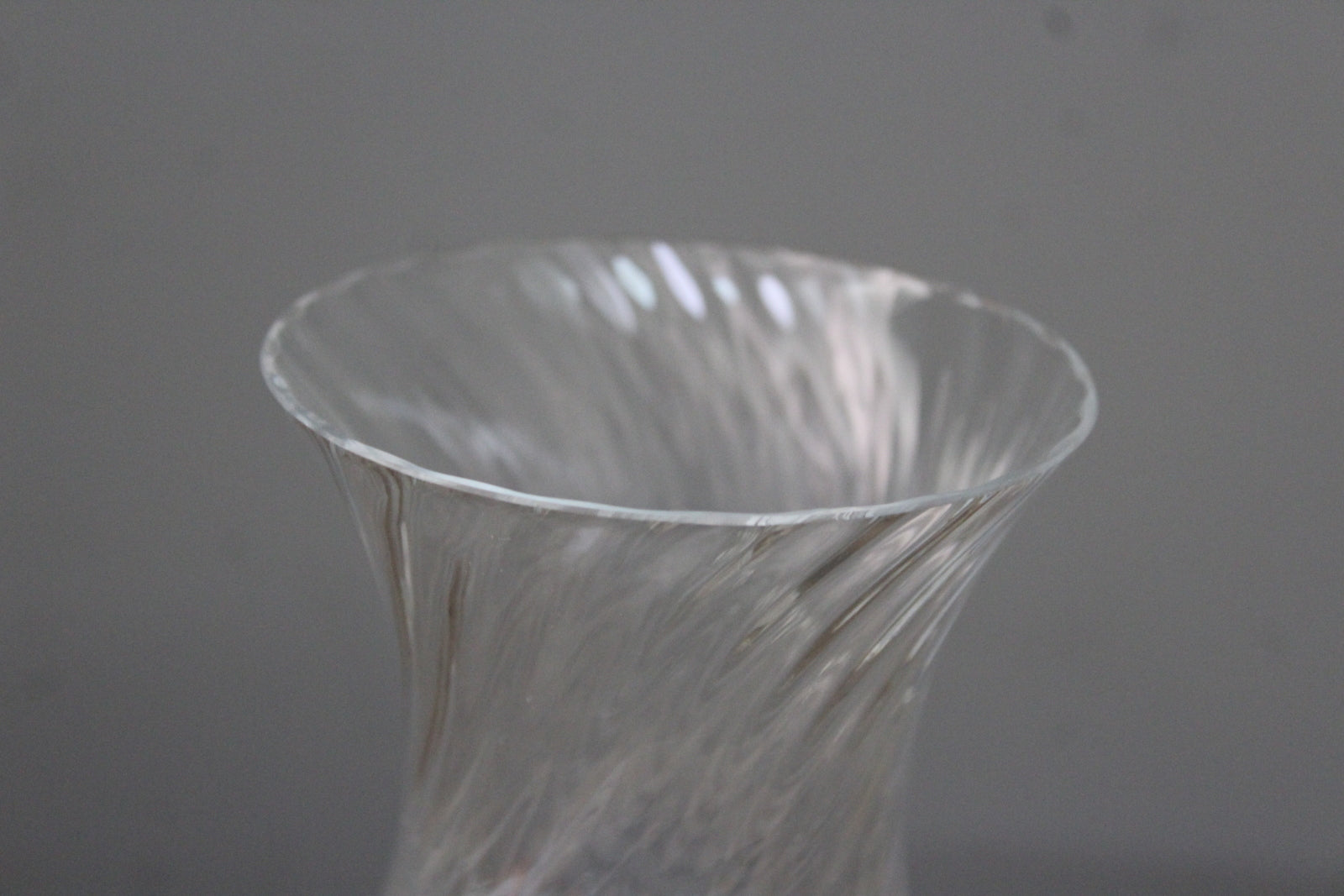 Traditional Glass Vase - Kernow Furniture