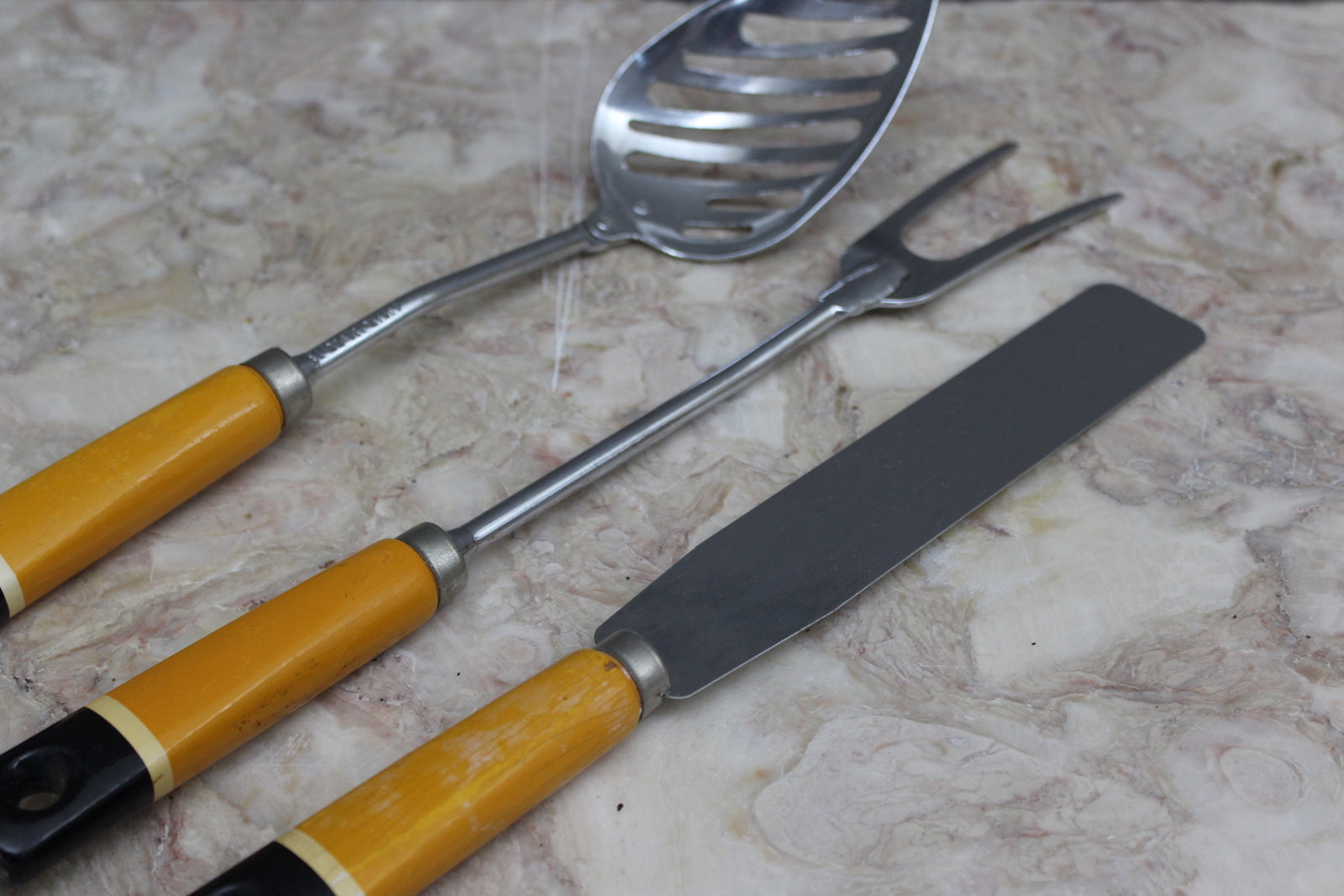 Vintage Nutbrown Kitchen Utensils - Kernow Furniture