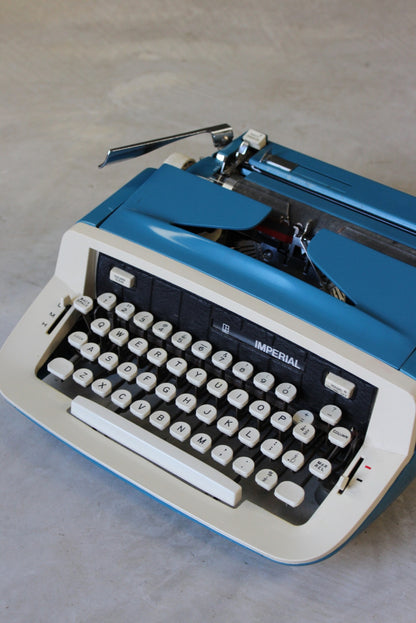 Imperial Safari Vintage Typewriter - Kernow Furniture