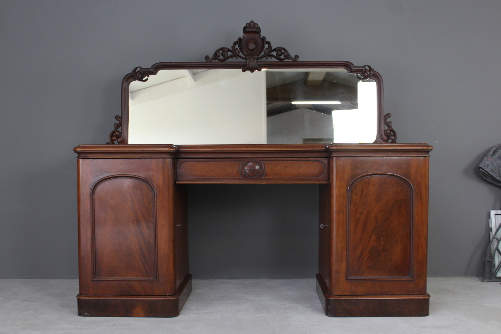 Antique Mahogany Twin Pedestal Sideboard - Kernow Furniture