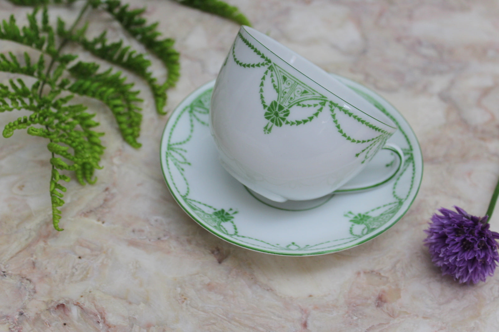 Single Vintage Green & Cream Cup & Saucer - Kernow Furniture