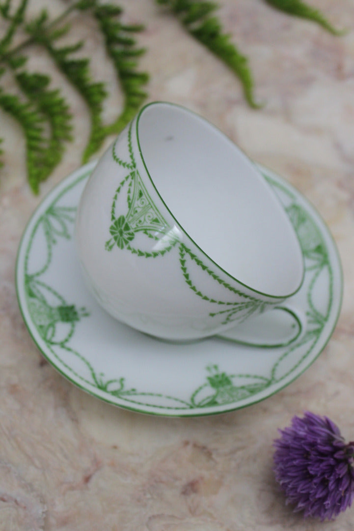 Single Vintage Green & Cream Cup & Saucer - Kernow Furniture