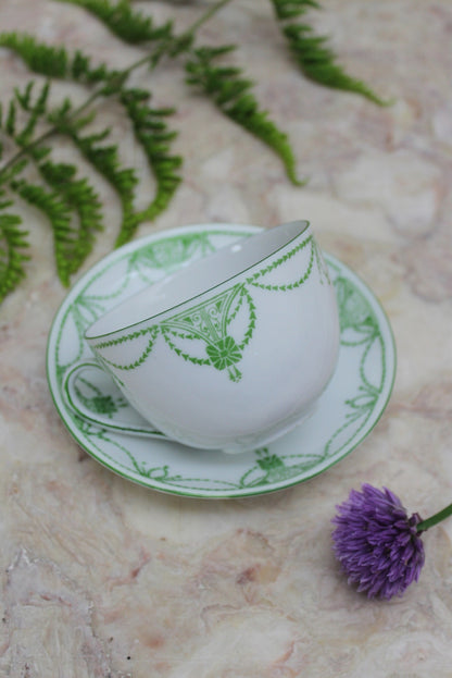 Single Vintage Green & Cream Cup & Saucer - Kernow Furniture