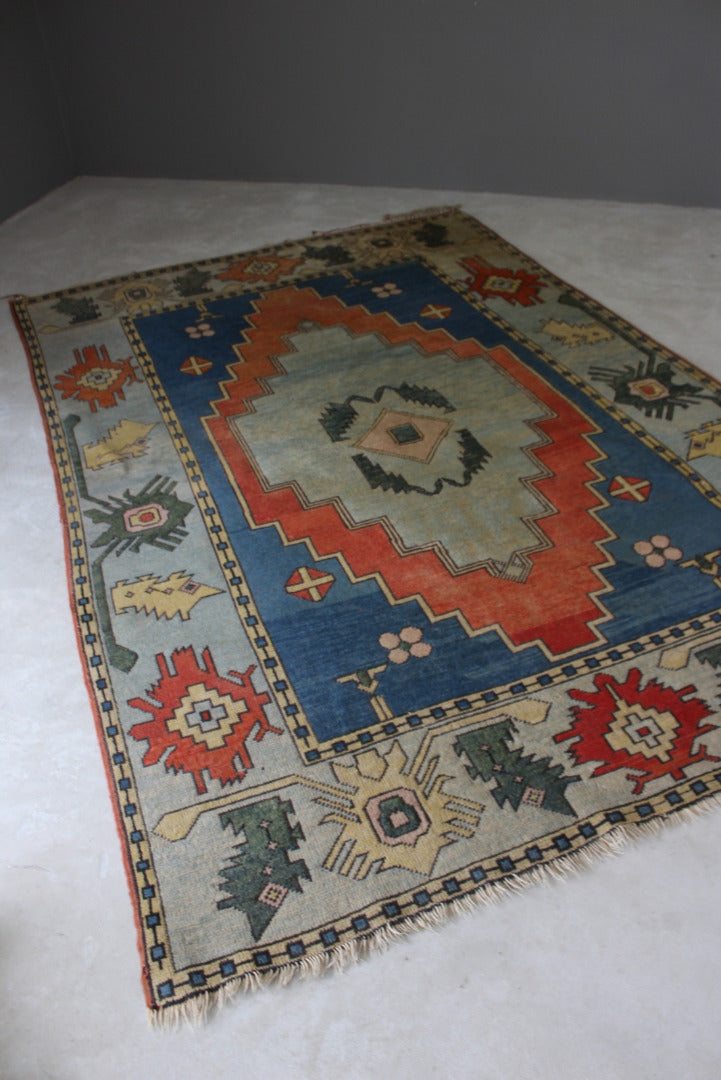 Large Turkish Rug - Kernow Furniture