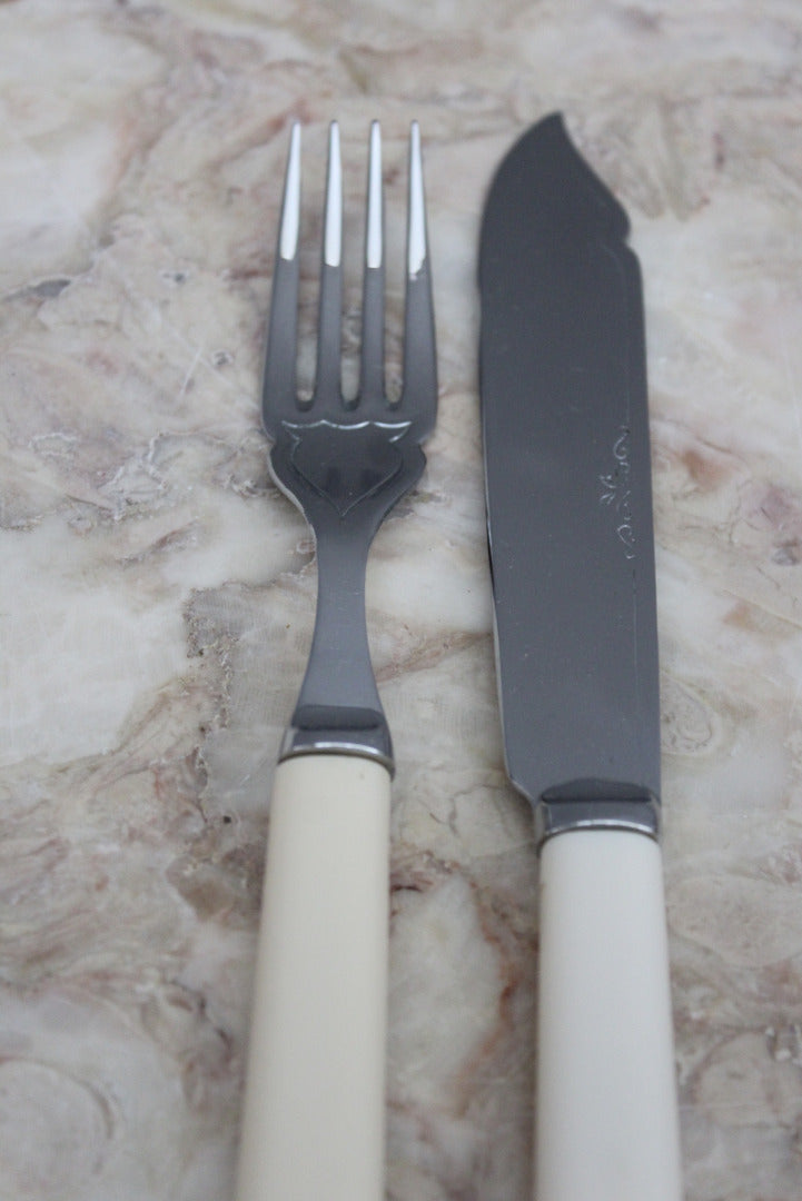 Vintage Boxed Fish Knives & Forks - Kernow Furniture