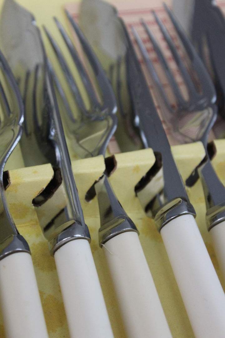 Vintage Boxed Fish Knives & Forks - Kernow Furniture