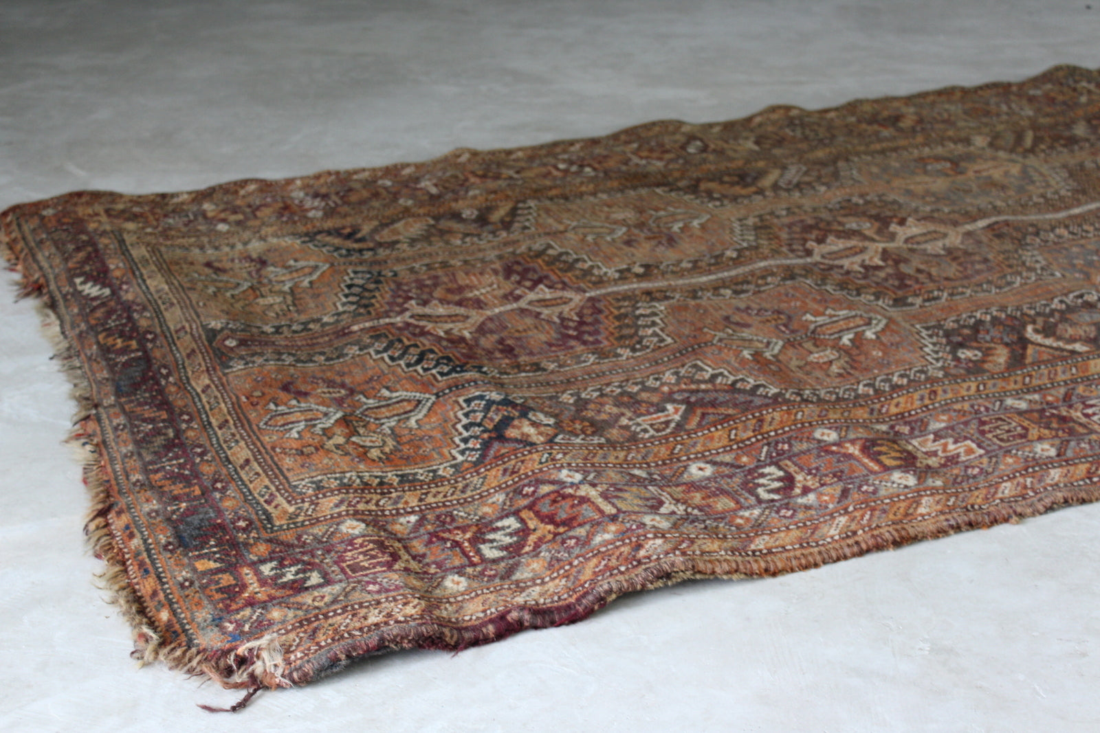 Antique Luri Rug - Kernow Furniture