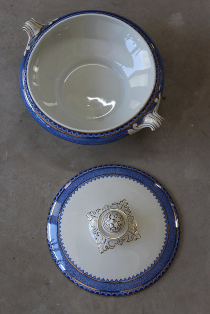 Blue & White Vegetable Dish - Kernow Furniture