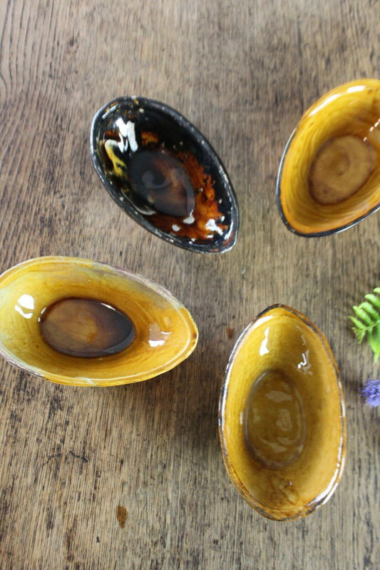 4 Glazed Avacado Shape Bowls - Kernow Furniture