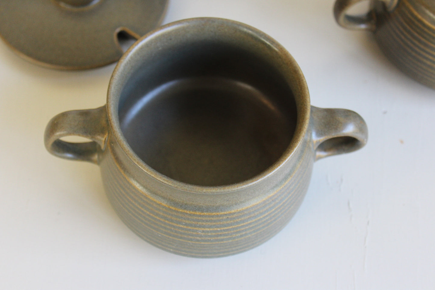 6 Langley Pottery Soup Bowls & Lids - Kernow Furniture