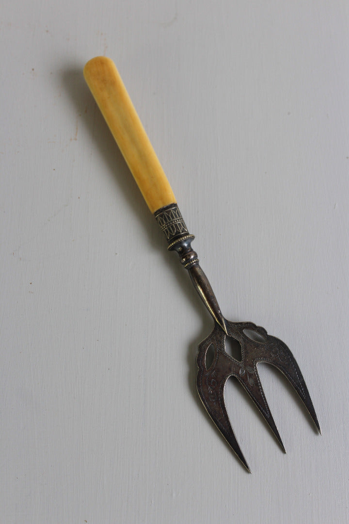 Vintage Serving Meat Fork - Kernow Furniture