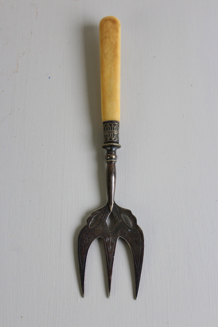 Vintage Serving Meat Fork - Kernow Furniture