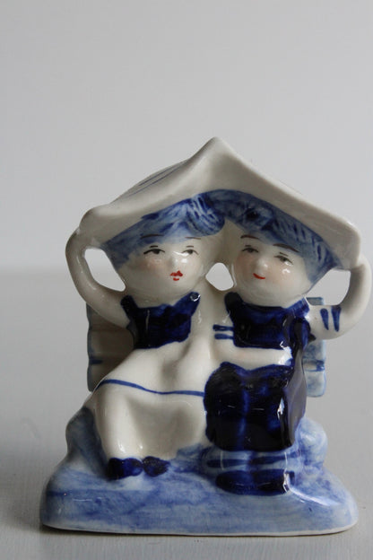 Delft Ornament Seated Couple - Kernow Furniture