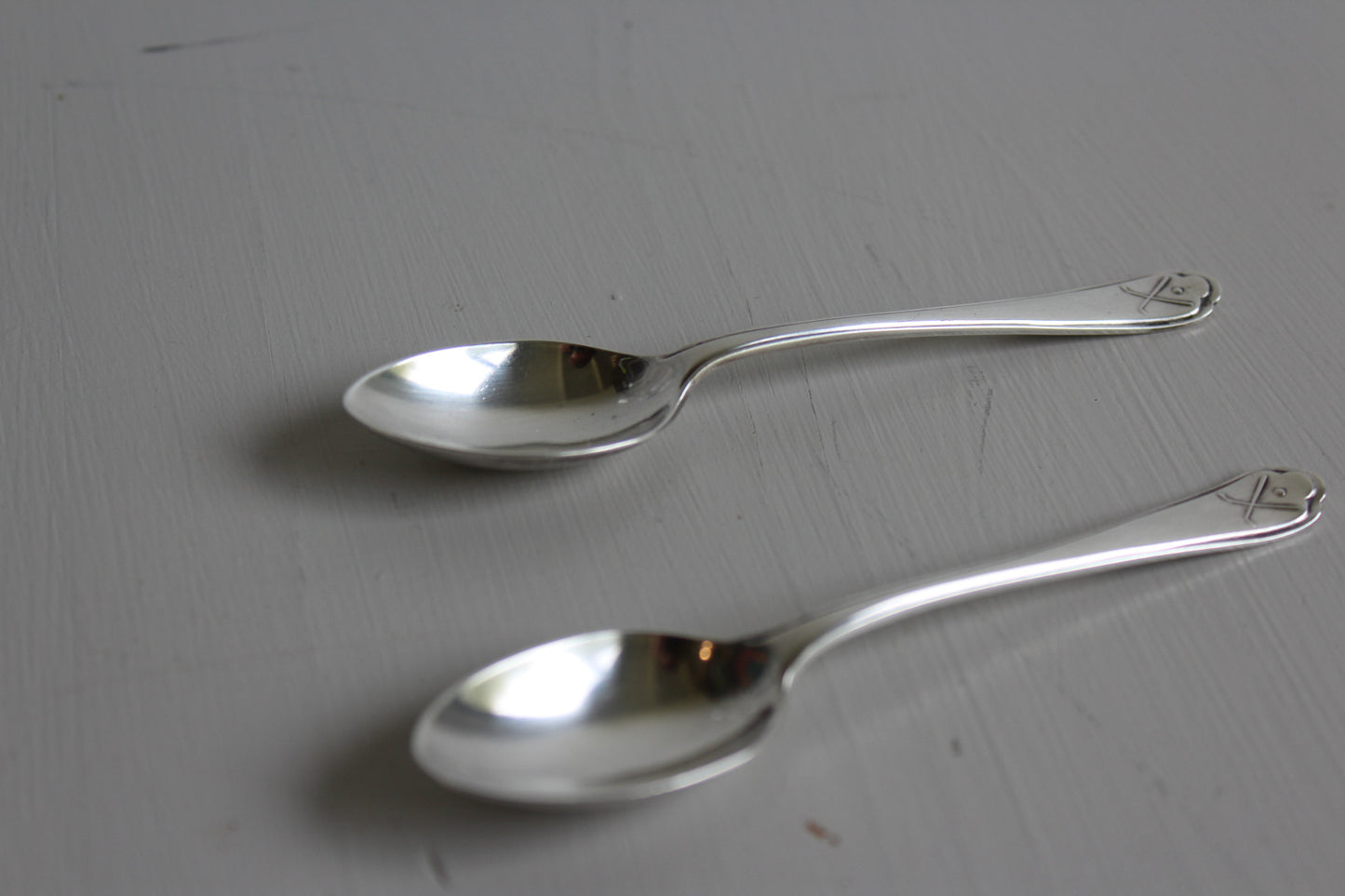 Pair Walker & Hall Silver Golf Club Tea Spoons - Kernow Furniture