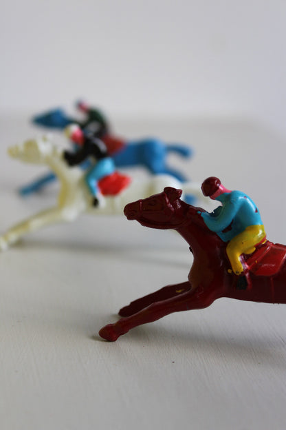Escalado Horse Racing Game - Kernow Furniture