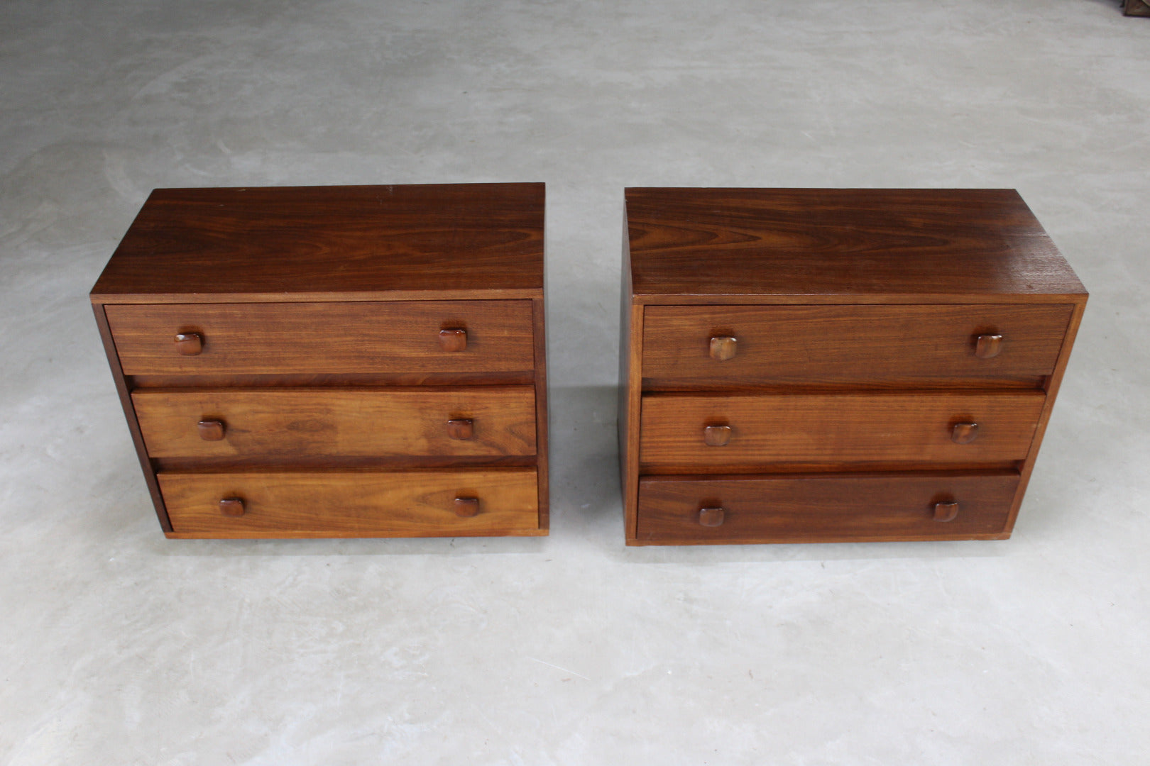 Pair Retro Teak Chest of Drawers Bedside Cabinets - Kernow Furniture