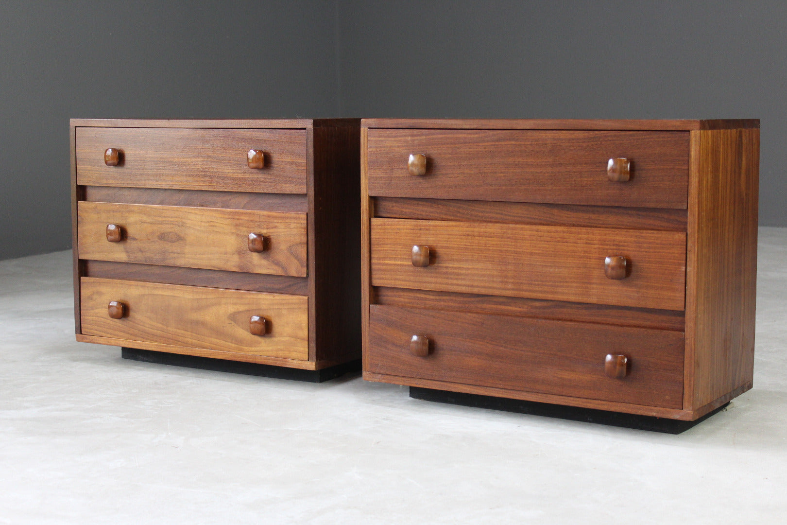 Pair Retro Teak Chest of Drawers Bedside Cabinets - Kernow Furniture