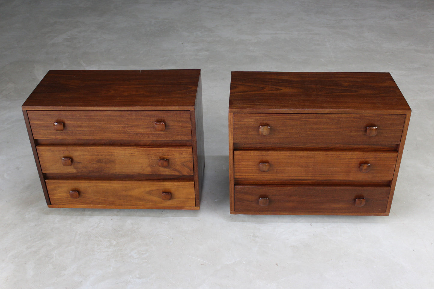 Pair Retro Teak Chest of Drawers Bedside Cabinets - Kernow Furniture