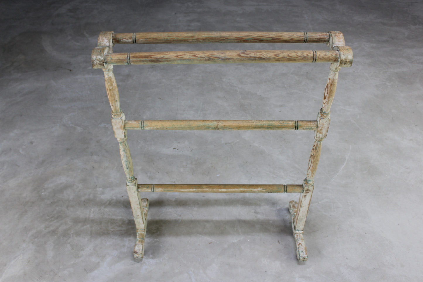 Stripped Pine Towel Rail - Kernow Furniture