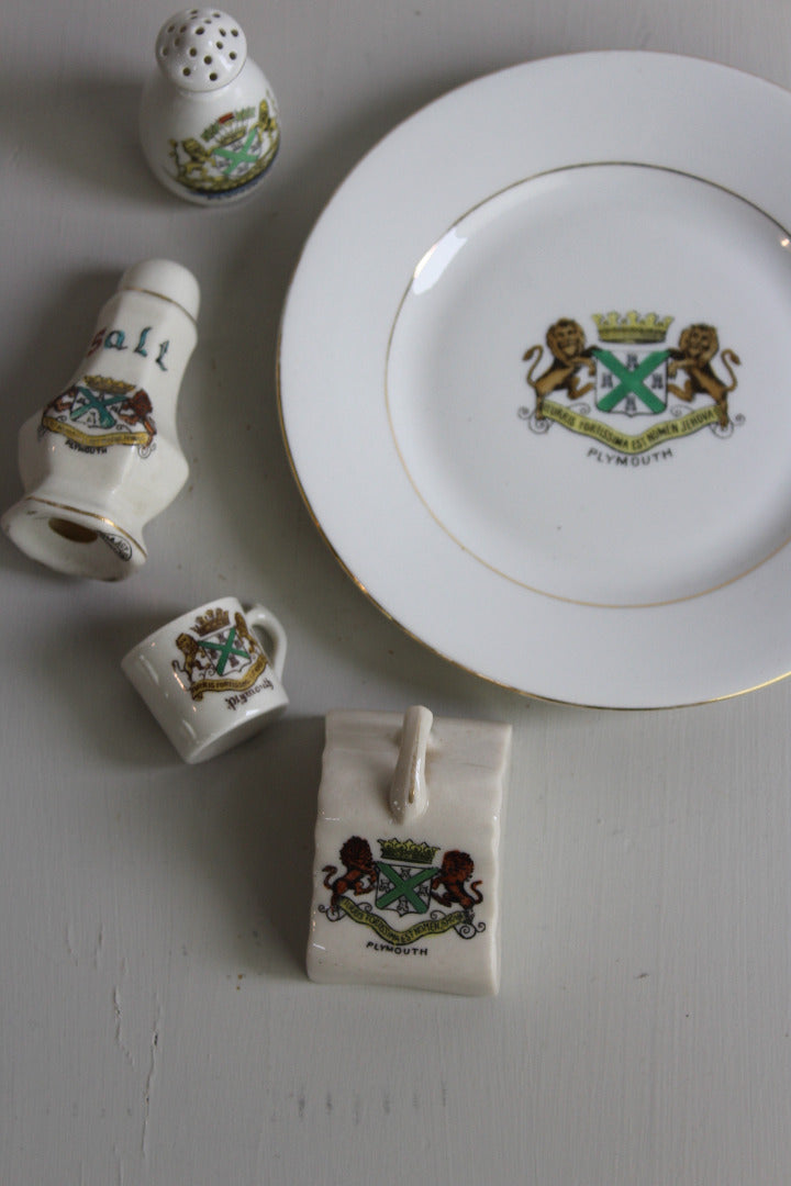 5 Pieces of Plymouth Crestware Kernow Furniture