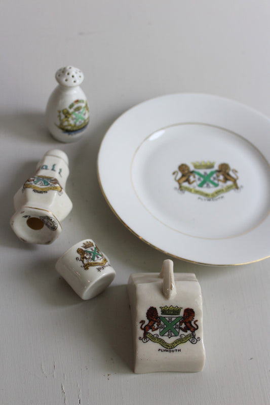 5 Pieces of Plymouth Crestware - Kernow Furniture