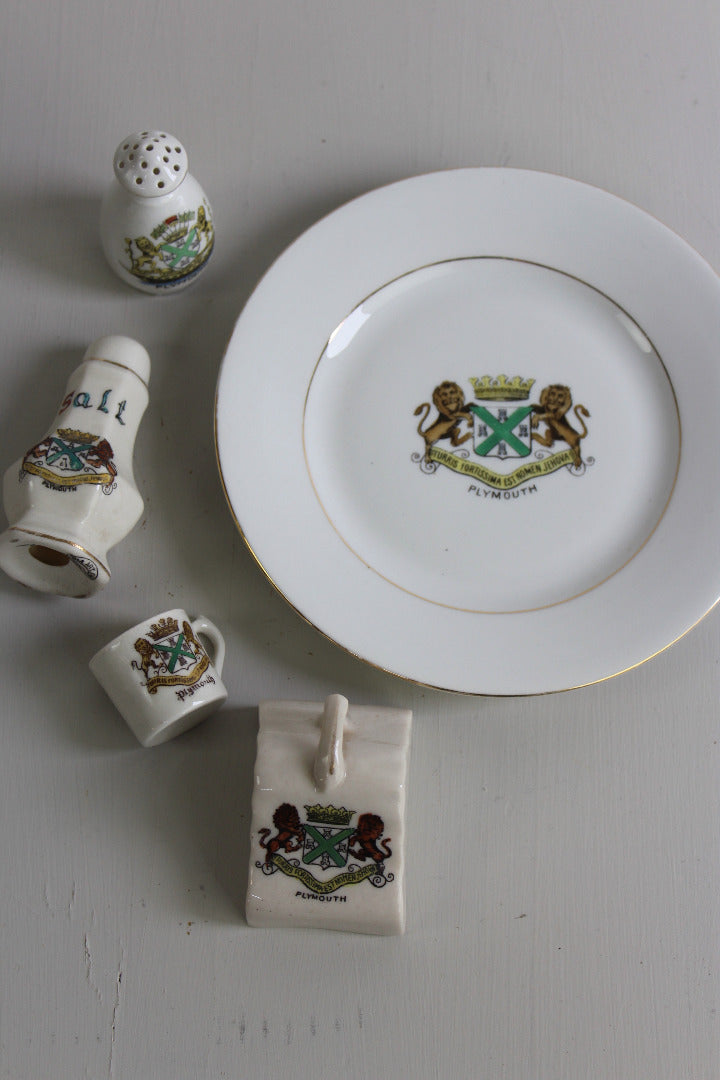 5 Pieces of Plymouth Crestware Kernow Furniture