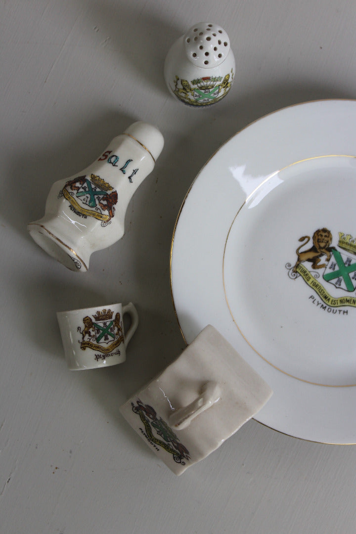 5 Pieces of Plymouth Crestware Kernow Furniture