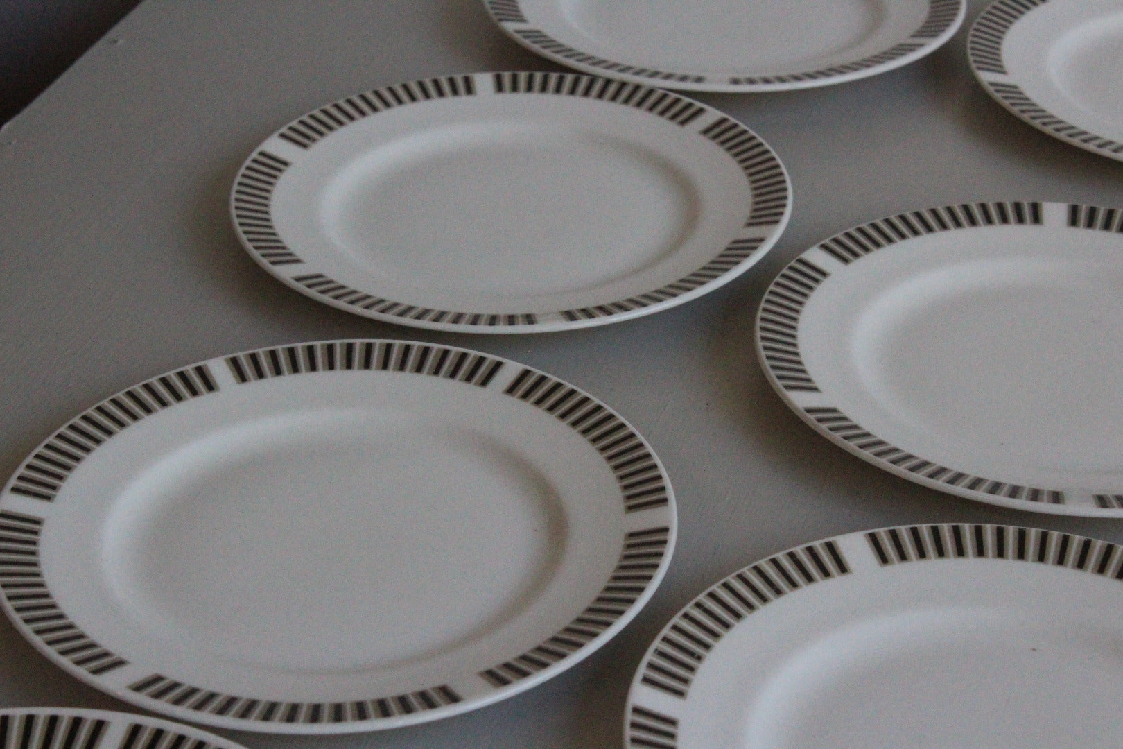 8 Royal Osborne Caprice Tea Plate - Kernow Furniture