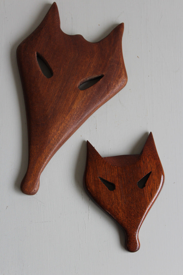 Pair Retro Fox Wall Plaques - Kernow Furniture