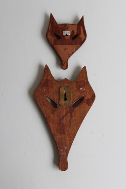 Pair Retro Fox Wall Plaques - Kernow Furniture