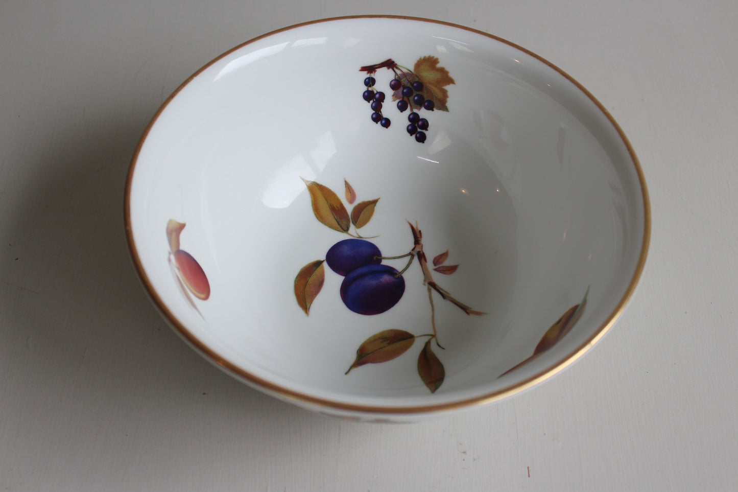 Royal Worcester Evesham Large Bowl - Kernow Furniture