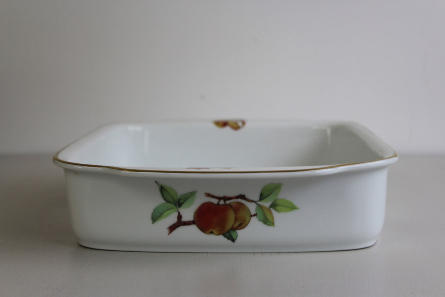 Royal Worcester Evesham Oven Dish - Kernow Furniture