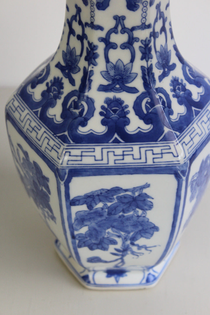 Hexagonal Oriental Blue & White Vase - Kernow Furniture