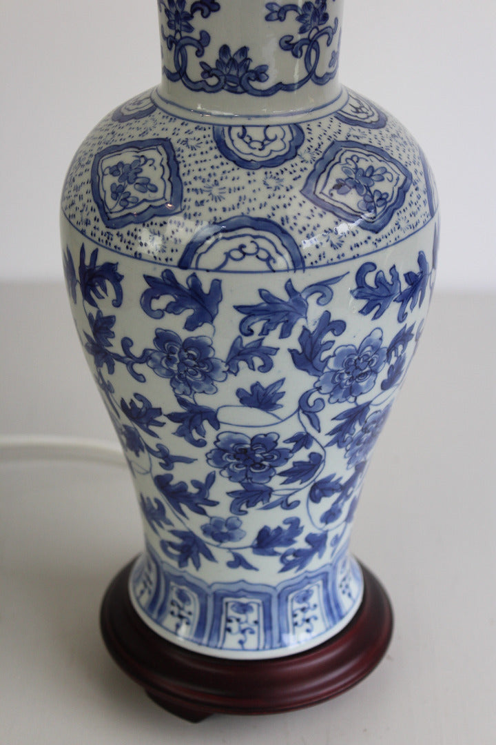 Blue & White Oriental Style Lamp - Kernow Furniture