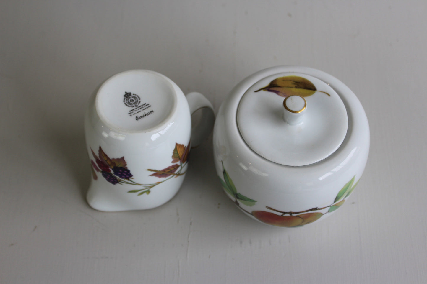 Royal Worcester Evesham Jug & Sugar Bowl - Kernow Furniture