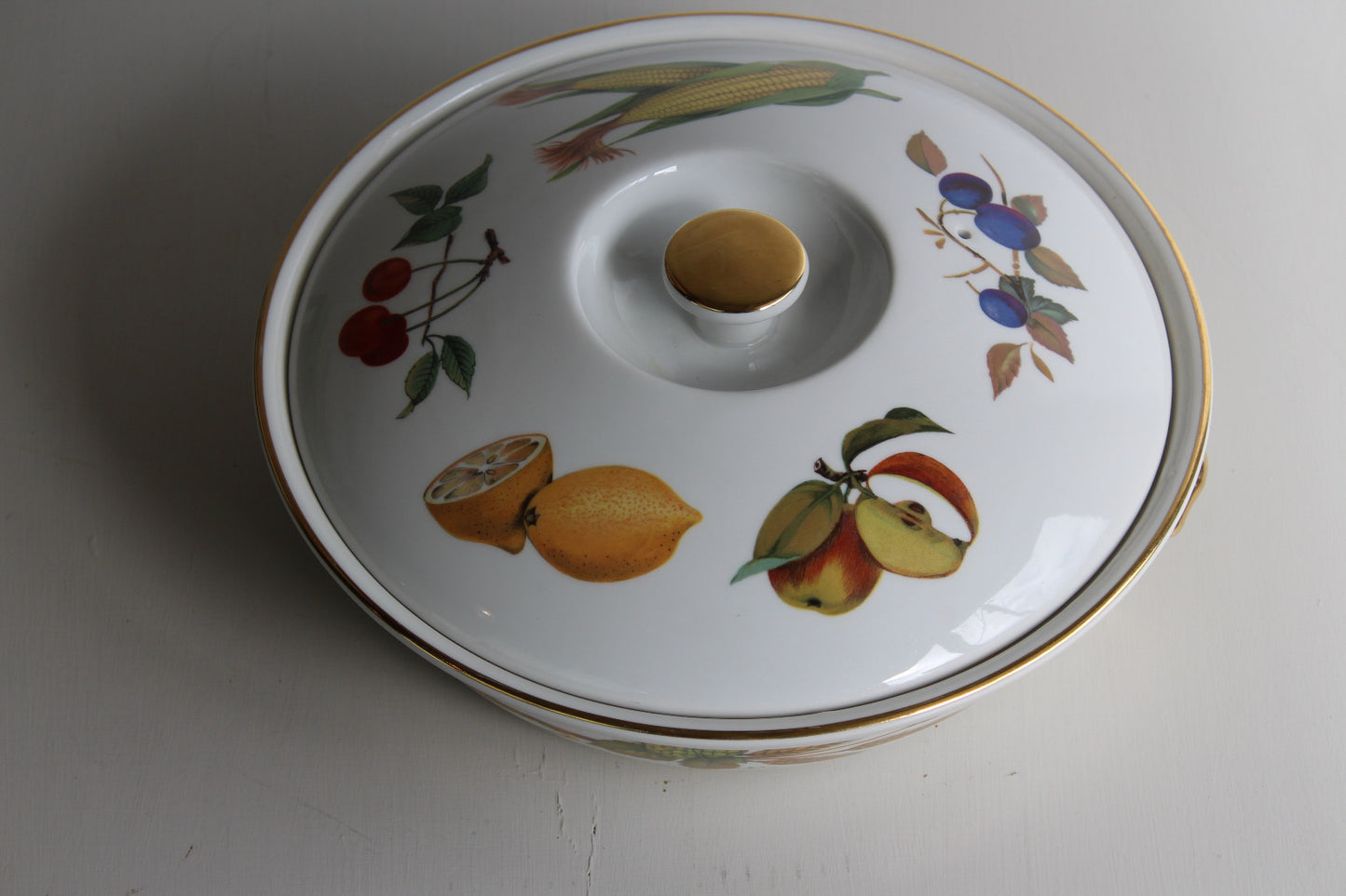 Royal Worcester Evesham Serving Dish & Lid - Kernow Furniture